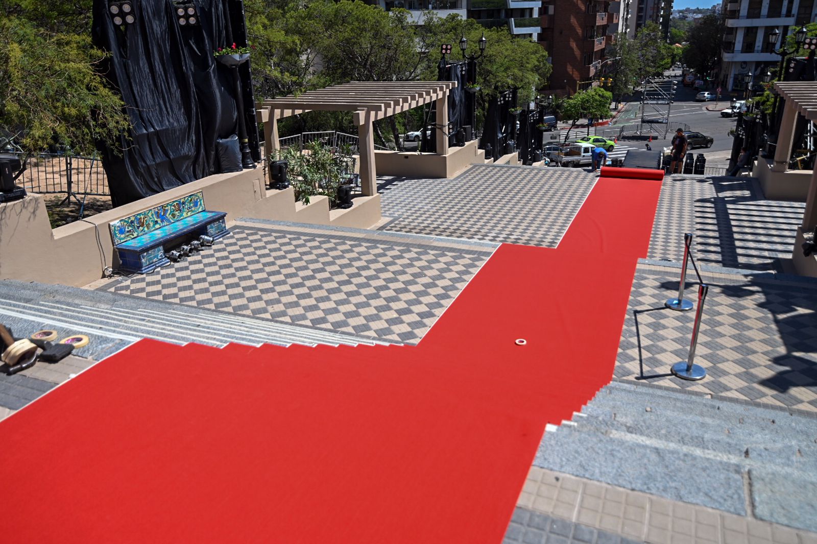 Con música y figuras destacadas, vuelve el Desfile Real al Parque Sarmiento