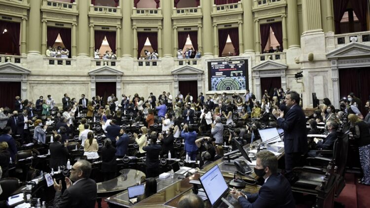 Argentina va a las urnas para renovar el Congreso