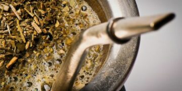 Una sommelier argentina aseguró que “el mate es amargo”