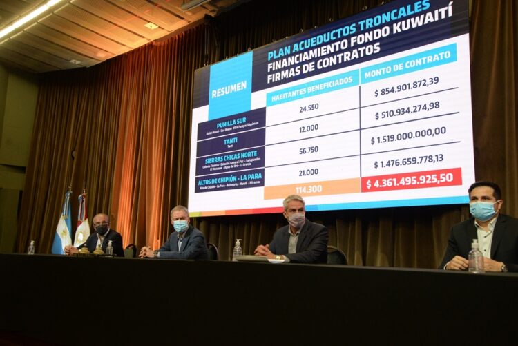 El Gobierno firmó los contratos de 4 obras financiadas por el Fondo Kuwaití