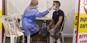 Reportaron 22 muertos y 1.349 nuevos contagios de coronavirus