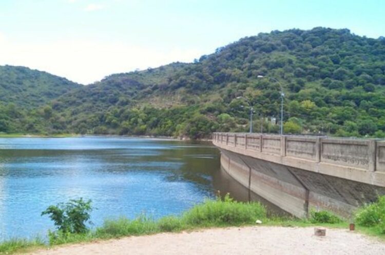 Dique La Quebrada, Río Ceballos