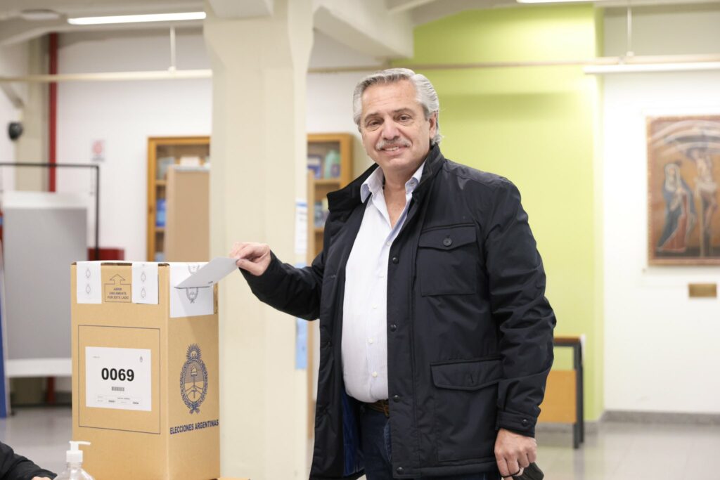 Alberto Fernández: "Lo más importante es que el pueblo se exprese con toda su fuerza y convicción"