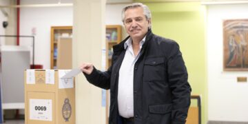 Alberto Fernández: «Lo más importante es que el pueblo se exprese con toda su fuerza y convicción»
