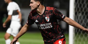 River le ganó a Platense y quedó a un paso del título
