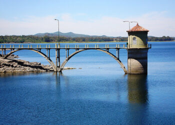 Cómo anotarse para irse de vacaciones a Embalse por 1200 pesos por día