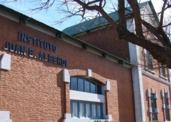 Un hombre se descompensó y murió al salir de votar