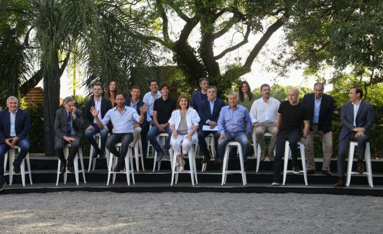 Para la oposición el Gobierno “evade la realidad”
