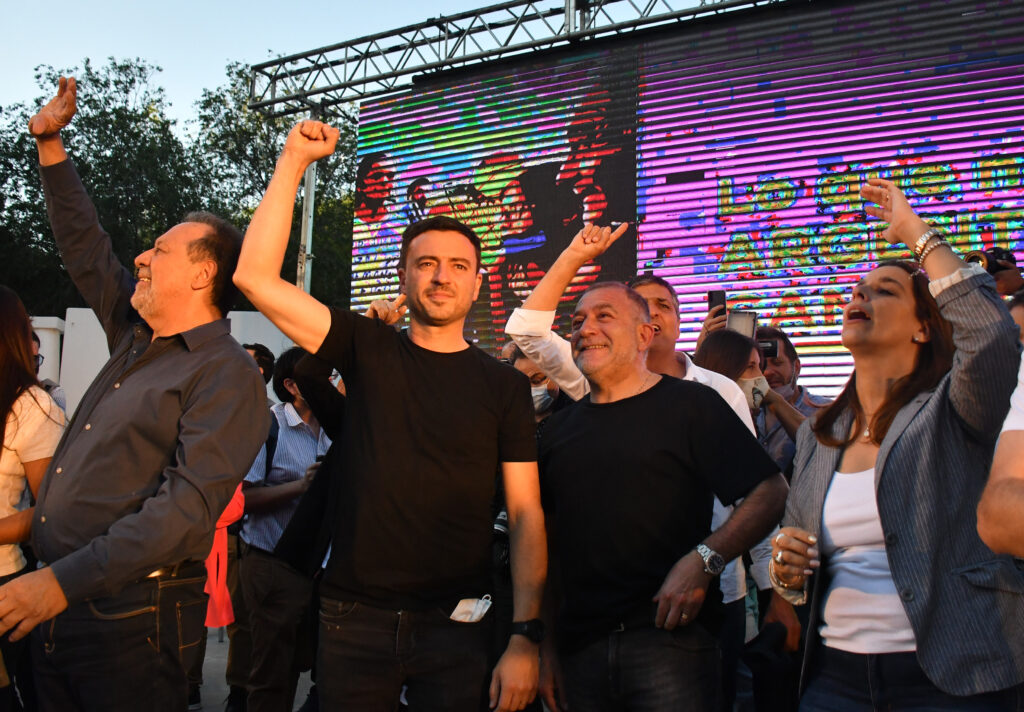 De Loredo: “Somos los únicos que podemos decirles basta”