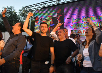 De Loredo: “Somos los únicos que podemos decirles basta”