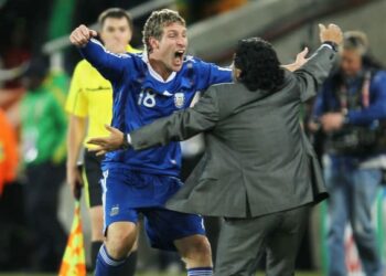 Martín Palermo se quebró en vivo al recordar a Diego Maradona