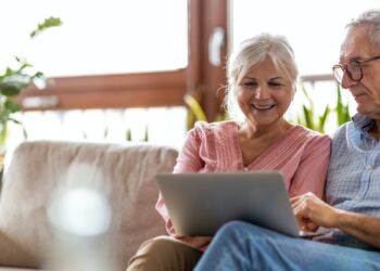 Rentas creó un grupo en Facebook destinado a los contribuyentes mayores de 65 años