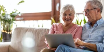 Rentas creó un grupo en Facebook destinado a los contribuyentes mayores de 65 años