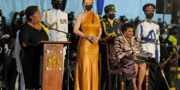 Rihanna fue declarada “heroína nacional” de Barbados