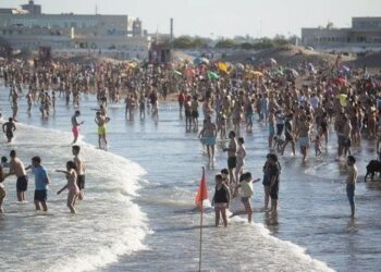 Este fin de semana largo es el de mayor movimiento en los últimos cinco años