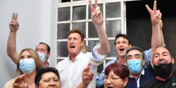 Aresca impulsa a Llaryora para la Gobernación