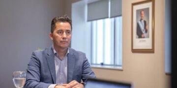 Calvo destacó el proceso de apertura parlamentaria