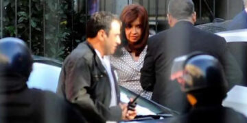 Cristina Kirchner y sus hijos pidieron el sobreseimiento en dos causas