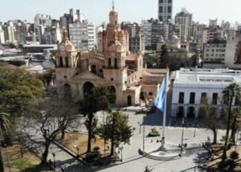 Cómo funcionarán los servicios este fin de semana largo