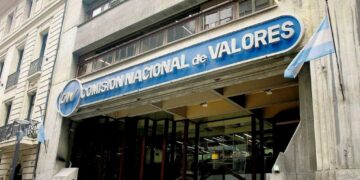 En medio de mayores controles sobre el dólar, la CNV abrió un sumario a un agente de bolsa