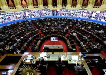 El oficialismo retiene las primeras minorías legislativas en el Congreso