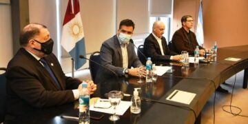 Firman un convenio entre el Ministerio de Gobierno y la UNC