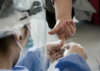 Se confirmaron 19 muertos y 1.567 nuevos contagios de coronavirus