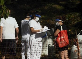 Reportaron 18 muertos y 1.417 nuevos contagios de coronavirus