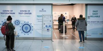 Crece el temor mundial ante la nueva variante “Ómicron”