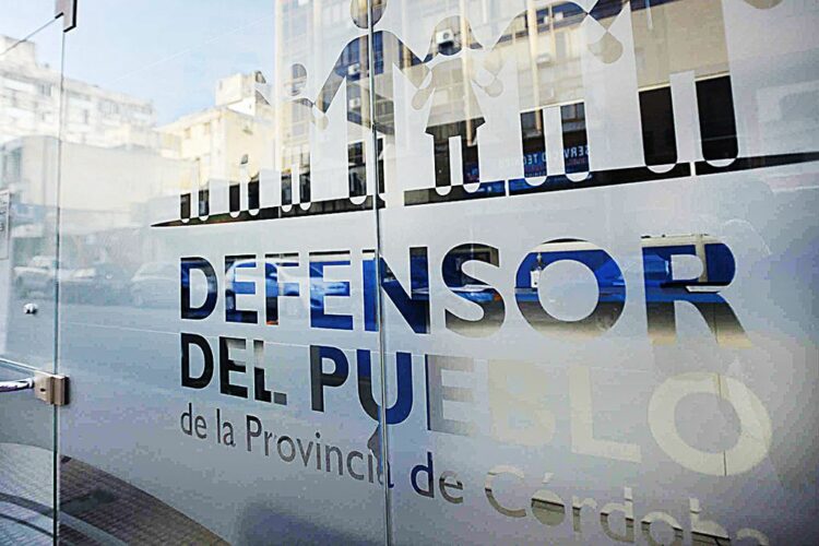 La Defensoría del Pueblo fiscalizará escuelas testigo