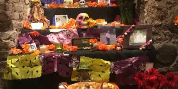 La comunidad mexicana de Córdoba celebra el Día de los Muertos