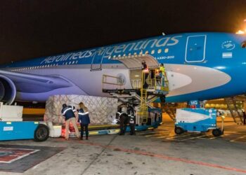 Argentina donó 780 mil vacunas a países afectados por la variante Ómicron
