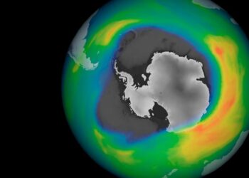 Se agrandó el agujero en la capa de ozono sobre la Antártida