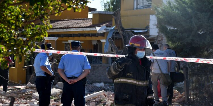 Dos tanques de acetileno habrían provocado la explosión en Marqués Anexo
