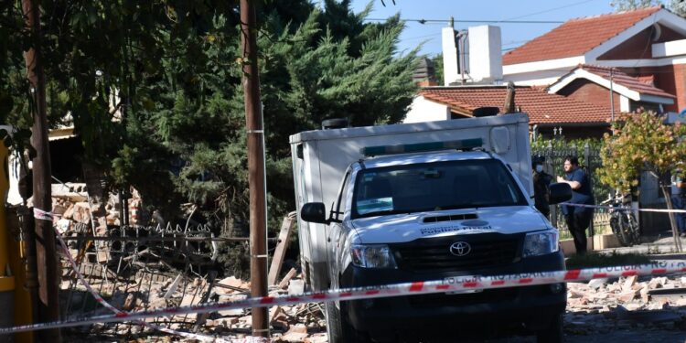 Dos tanques de acetileno habrían provocado la explosión en Marqués Anexo