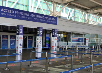 Repudio general de agentes de turismo a la limitación del Central sobre viajes al exterior