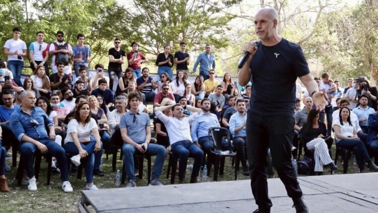 Larreta regresa a Córdoba para mostrarse con Santos