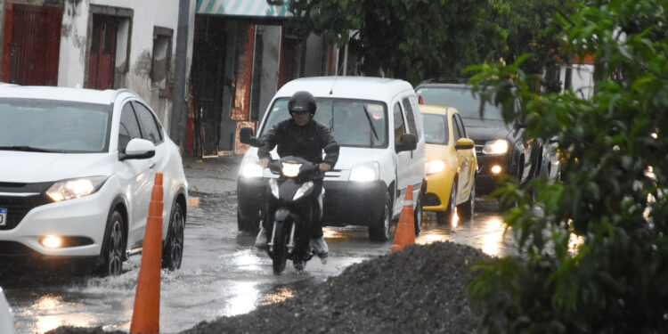 Fuertes lluvias y tiempo inestable en la Ciudad