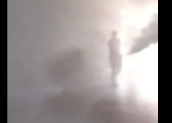 Un estudiante abrió un matafuego y provocó la evacuación del colegio