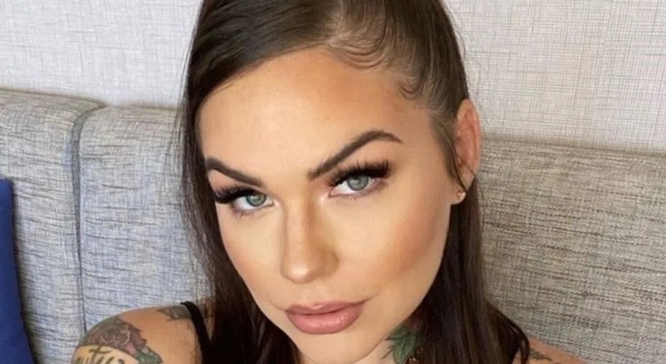 Abrió una cuenta en OnlyFans para comprarle comida a su beba y se hizo millonaria Abrió una cuenta en OnlyFans para comprarle comida a su beba y se hizo millonaria