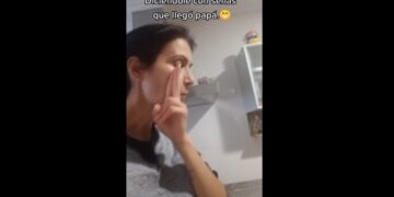 Un perro sordo aprendió el lenguaje de señas