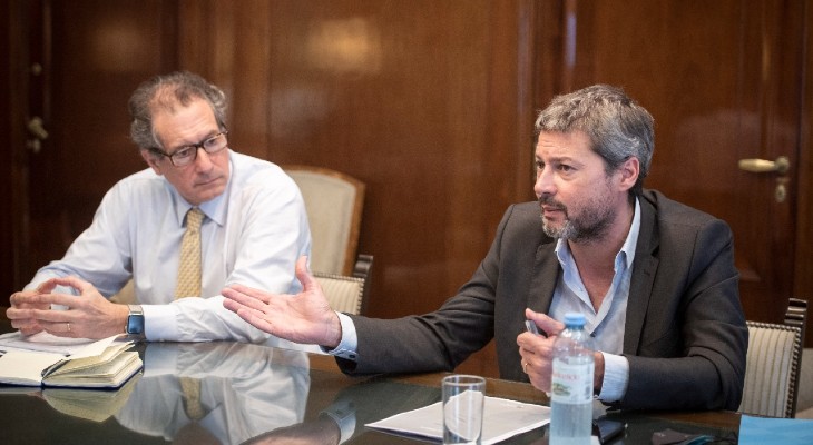 Impulsan las cuentas bancarias bimonetarias para extranjeros Impulsan las cuentas bancarias bimonetarias para extranjeros