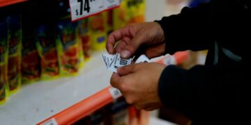 Comercio asegura que hubo una caída de precios del 7,6%