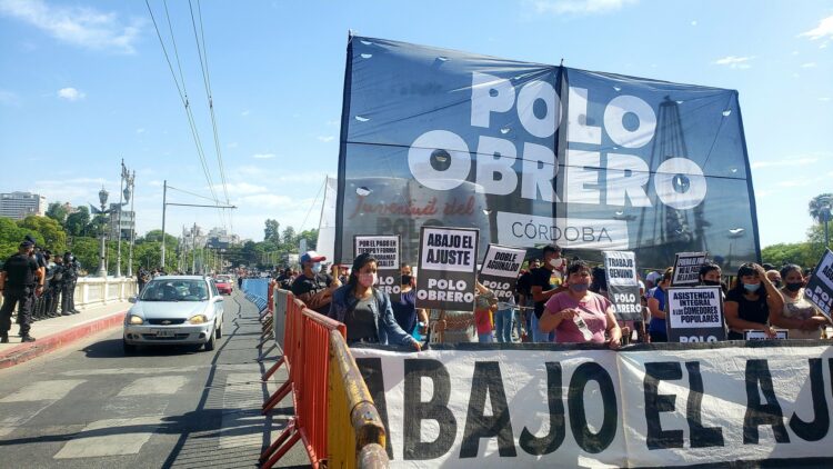 Protesta en el Puente Centenario / Foto: @leoguevara80