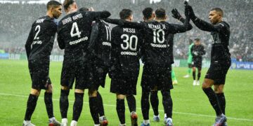 Show de Messi en la victoria del PSG ante Saint-Etienne