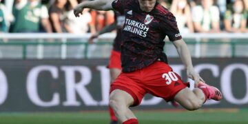 Gallardo mantiene la duda con el acompañante de Álvarez