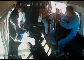 Quiso robar en un transporte, pero el chofer arrancó y lo dejó atrás