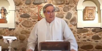 Francisco nombra al jesuita Ángel Rossi,  un cura “con olor a oveja”, como Arzobispo