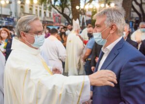 Francisco nombra al jesuita Ángel Rossi, un cura “con olor a oveja”, como Arzobispo