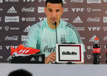 Scaloni dijo que «en principio» Messi está a disposición
